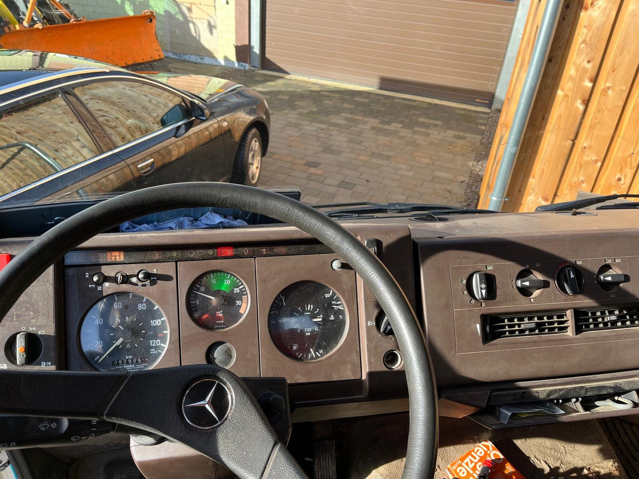 Mercedes-Benz 914 K 4x2 914 K 4x2 - Самосвал: фото 4 Mercedes-Benz 914 K 4x2 914 K 4x2 - Самосвал: фото 4