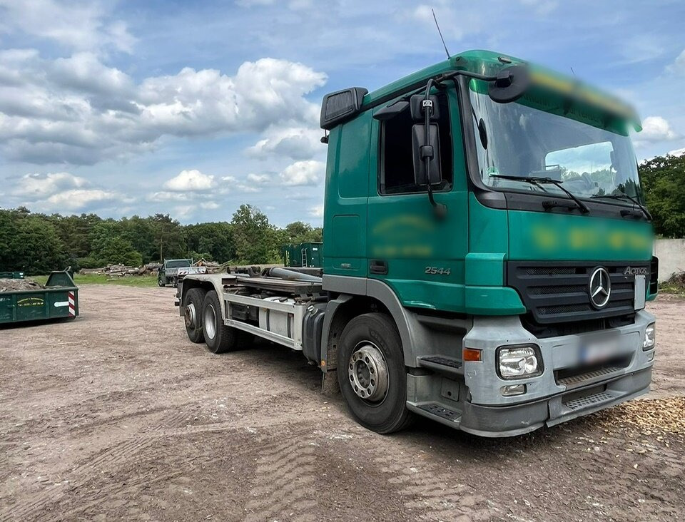 Грузовик-шасси Mercedes-Benz Actros 2544 L 6x2 Actros 2544 L 6x2, Lenkachse, 2x AHK: фото 1
