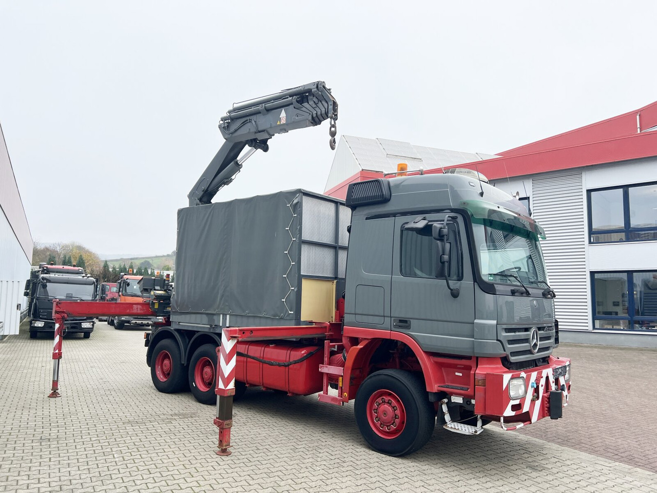 Автоманипулятор Mercedes-Benz Actros 3346 AK 6x6 Actros 3346 AK 6x6, 134t Anhängelast WSK, Heckkran Fassi F420AXP.26, Funk, Winde: фото 9