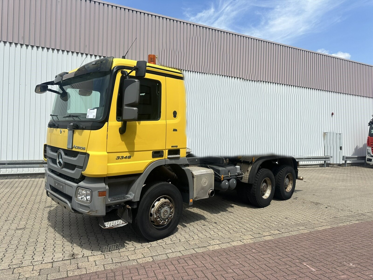 Mercedes-Benz Actros 3348 AK 6x6 Actros 3348 AK 6x6 - Грузовик-шасси: фото 1 Mercedes-Benz Actros 3348 AK 6x6 Actros 3348 AK 6x6 - Грузовик-шасси: фото 1