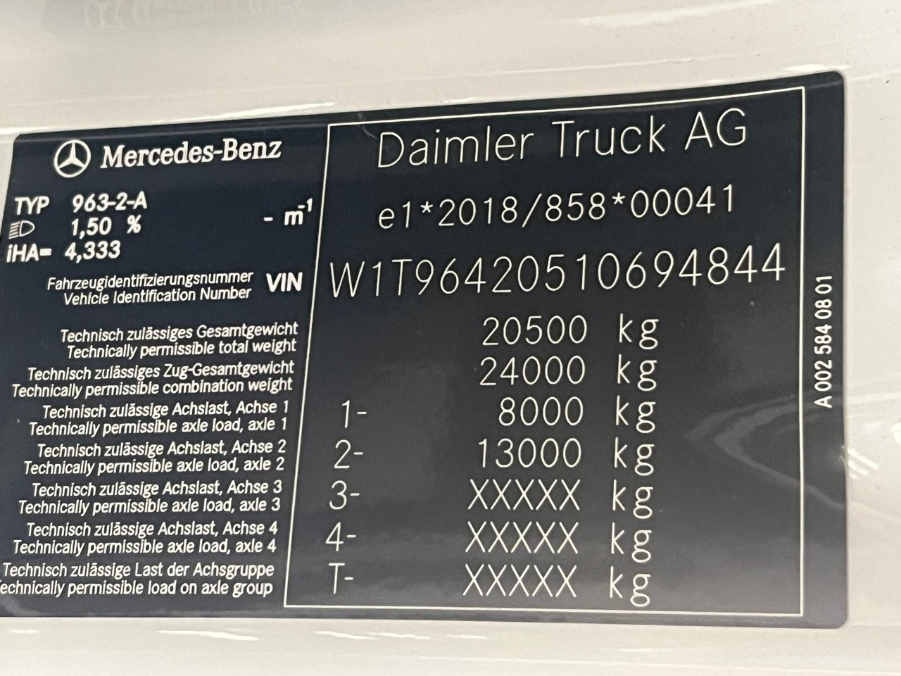 Mercedes-Benz Arocs 1840 K 4x2 Arocs 1840 K 4x2, MultimediaCockpit, 2x Nebenantrieb, NMV & Motorabtrieb в лизинг Mercedes-Benz Arocs 1840 K 4x2 Arocs 1840 K 4x2, MultimediaCockpit, 2x Nebenantrieb, NMV & Motorabtrieb: фото 9