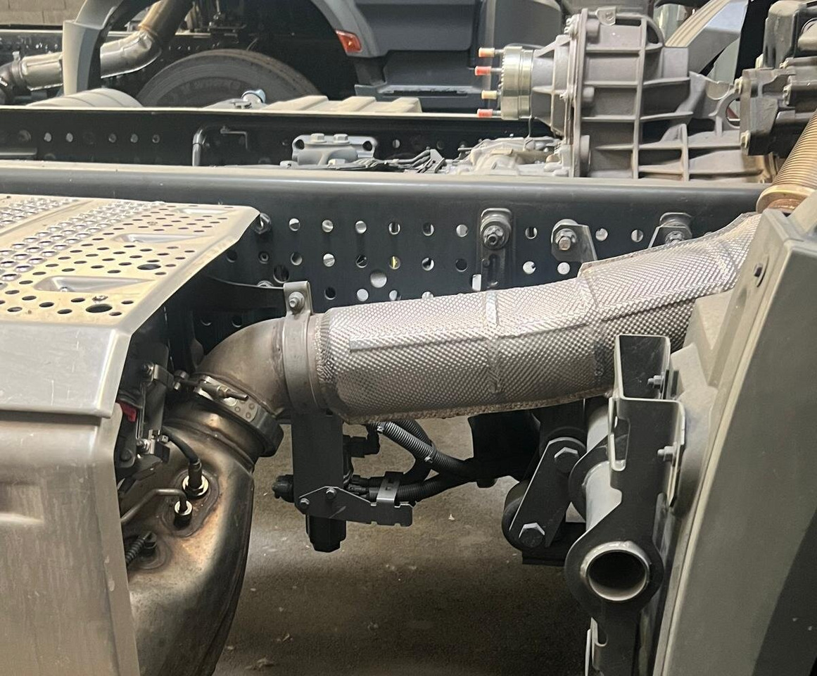 Mercedes-Benz Arocs 1840 K 4x2 Arocs 1840 K 4x2, MultimediaCockpit, 2x Nebenantrieb, NMV & Motorabtrieb в лизинг Mercedes-Benz Arocs 1840 K 4x2 Arocs 1840 K 4x2, MultimediaCockpit, 2x Nebenantrieb, NMV & Motorabtrieb: фото 6