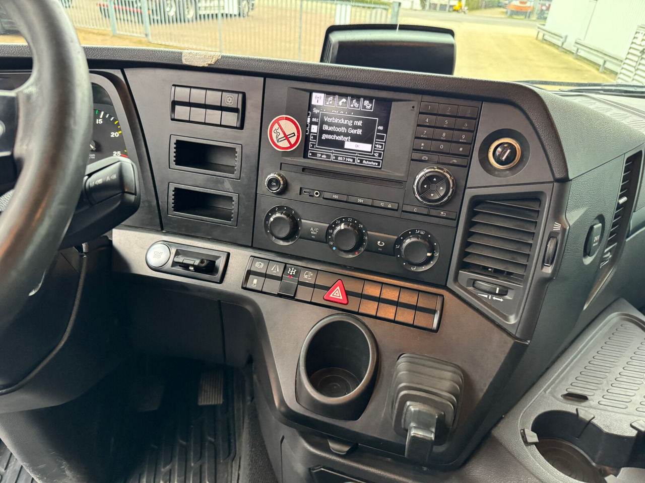 Автоманипулятор, Грузовик бортовой/ Платформа Mercedes-Benz Arocs 2642 6x4 Arocs 2642 6x4 mit Heckkran Atlas AK 186.3 V-2: фото 6