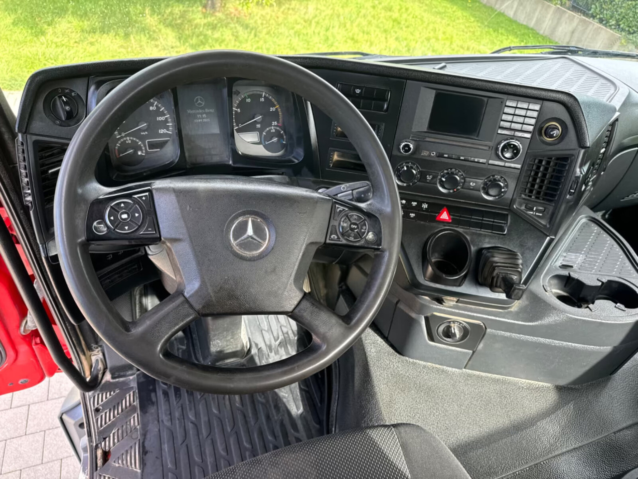 Mercedes-Benz Arocs 2645 K 6x4 Arocs 2645 K 6x4, Retarder, Bordmatik - Самосвал: фото 2 Mercedes-Benz Arocs 2645 K 6x4 Arocs 2645 K 6x4, Retarder, Bordmatik - Самосвал: фото 2