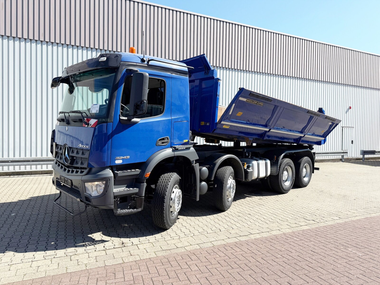 Mercedes-Benz Arocs 3243 K 8x4/4 Arocs 3243 K 8x4/4, Bordmatik - Самосвал: фото 1 Mercedes-Benz Arocs 3243 K 8x4/4 Arocs 3243 K 8x4/4, Bordmatik - Самосвал: фото 1