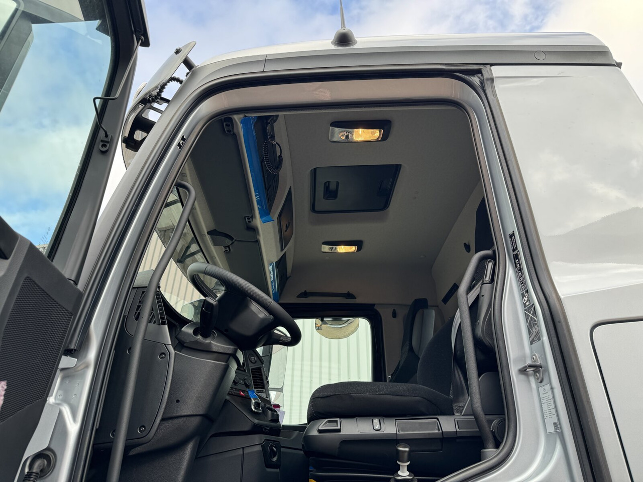 Mercedes-Benz Arocs 4148 K 8x4/4 Arocs 4148 K 8x4/4, Turbo-Retarder-Kupplung, Grounder - Грузовик-шасси: фото 2 Mercedes-Benz Arocs 4148 K 8x4/4 Arocs 4148 K 8x4/4, Turbo-Retarder-Kupplung, Grounder - Грузовик-шасси: фото 2