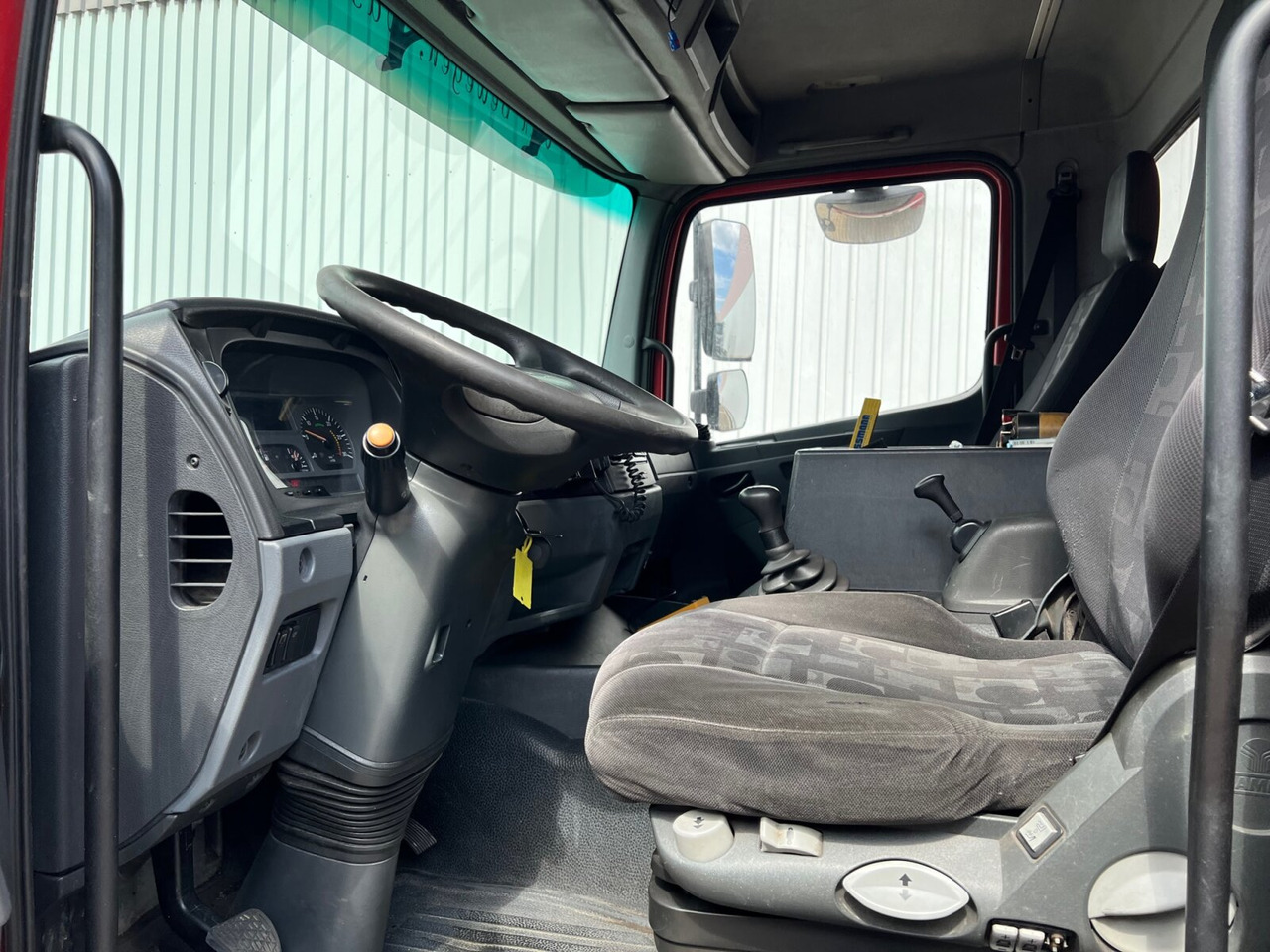 Mercedes-Benz Atego 1223 L 4x2 Atego 1223 L 4x2, Kompl. Zug, Lift- & Schiebeplateau, Funk - Автовоз: фото 5 Mercedes-Benz Atego 1223 L 4x2 Atego 1223 L 4x2, Kompl. Zug, Lift- & Schiebeplateau, Funk - Автовоз: фото 5
