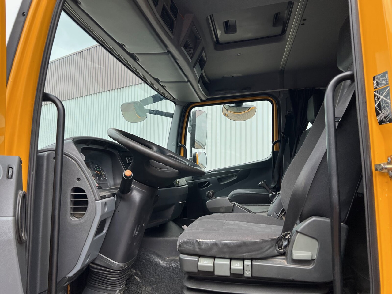 Mercedes-Benz Atego 1224 L 4x2 Atego 1224 L, Möbelkoffer, Dautel LBW, 42 cbm - Грузовик с закрытым кузовом: фото 3 Mercedes-Benz Atego 1224 L 4x2 Atego 1224 L, Möbelkoffer, Dautel LBW, 42 cbm - Грузовик с закрытым кузовом: фото 3