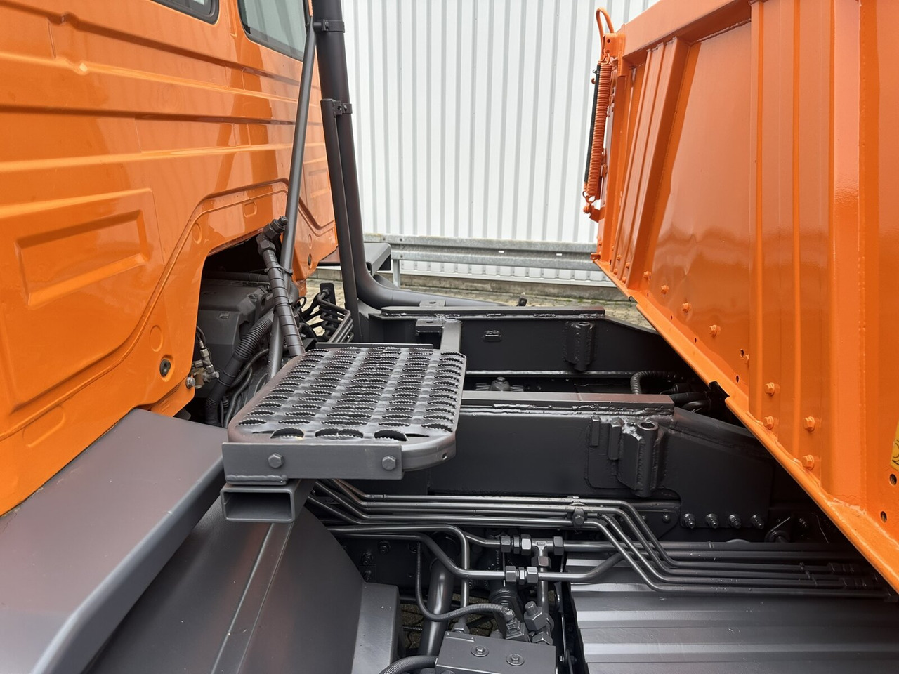 Mercedes-Benz Atego 1624 AK 4x4 Atego 1624 AK 4x4, AT-Motor, Winterdienstausstattung - Самосвал, Автоманипулятор: фото 3 Mercedes-Benz Atego 1624 AK 4x4 Atego 1624 AK 4x4, AT-Motor, Winterdienstausstattung - Самосвал, Автоманипулятор: фото 3