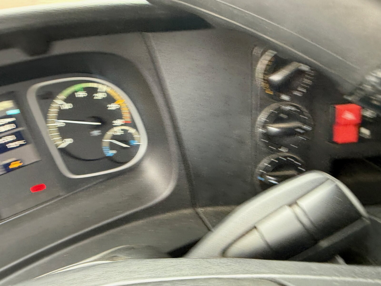 Mercedes-Benz Atego 1627 L 4x2 Atego 1627 L 4x2, 6-Zylinder, Motorabtrieb - Грузовик-шасси: фото 5 Mercedes-Benz Atego 1627 L 4x2 Atego 1627 L 4x2, 6-Zylinder, Motorabtrieb - Грузовик-шасси: фото 5