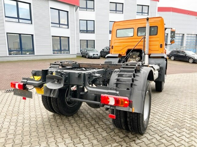Новый Грузовик-шасси Mercedes-Benz Atego 1630 AK 4x4 Atego 1630 AK 4x4, 2x Nebenantrieb, Rechtslenker: фото 8