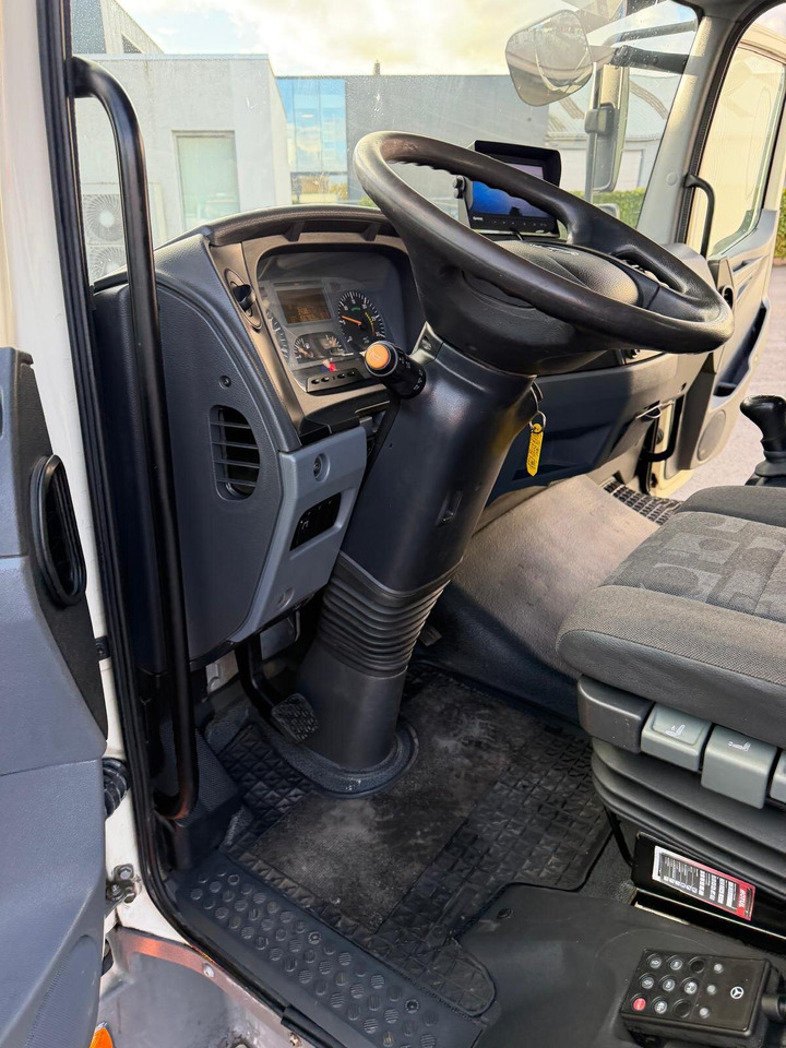 Mercedes-Benz Atego 816 4 x 2 - Грузовик бортовой/ Платформа: фото 5 Mercedes-Benz Atego 816 4 x 2 - Грузовик бортовой/ Платформа: фото 5