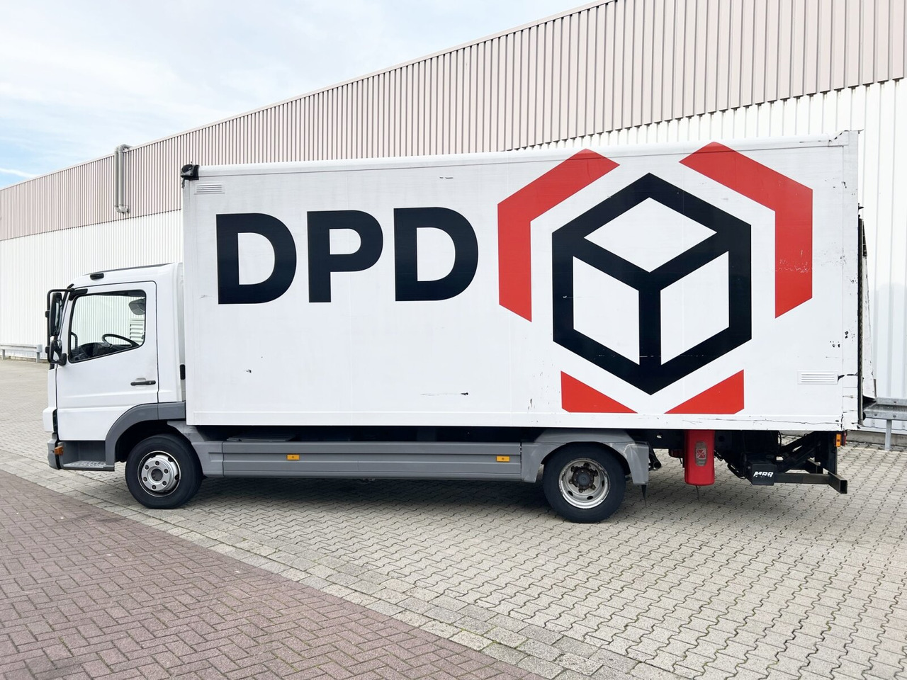 Грузовик с закрытым кузовом Mercedes-Benz Atego 816 L 4x2 Atego 816 L 4x2 mit LBW, 4x Vorhanden!: фото 13