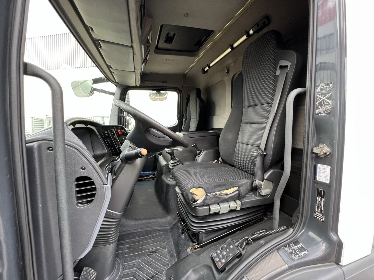 Mercedes-Benz Atego 816 L 4x2 Atego 816 L 4x2 mit LBW, 4x Vorhanden! - Грузовик с закрытым кузовом: фото 4 Mercedes-Benz Atego 816 L 4x2 Atego 816 L 4x2 mit LBW, 4x Vorhanden! - Грузовик с закрытым кузовом: фото 4