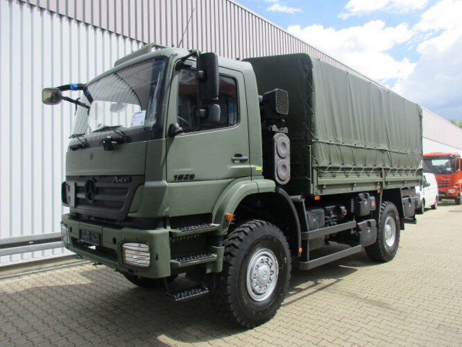 Mercedes-Benz Axor 1829 A 4x4 Axor 1829 A 4x4 - Грузовик бортовой/ Платформа: фото 1 Mercedes-Benz Axor 1829 A 4x4 Axor 1829 A 4x4 - Грузовик бортовой/ Платформа: фото 1
