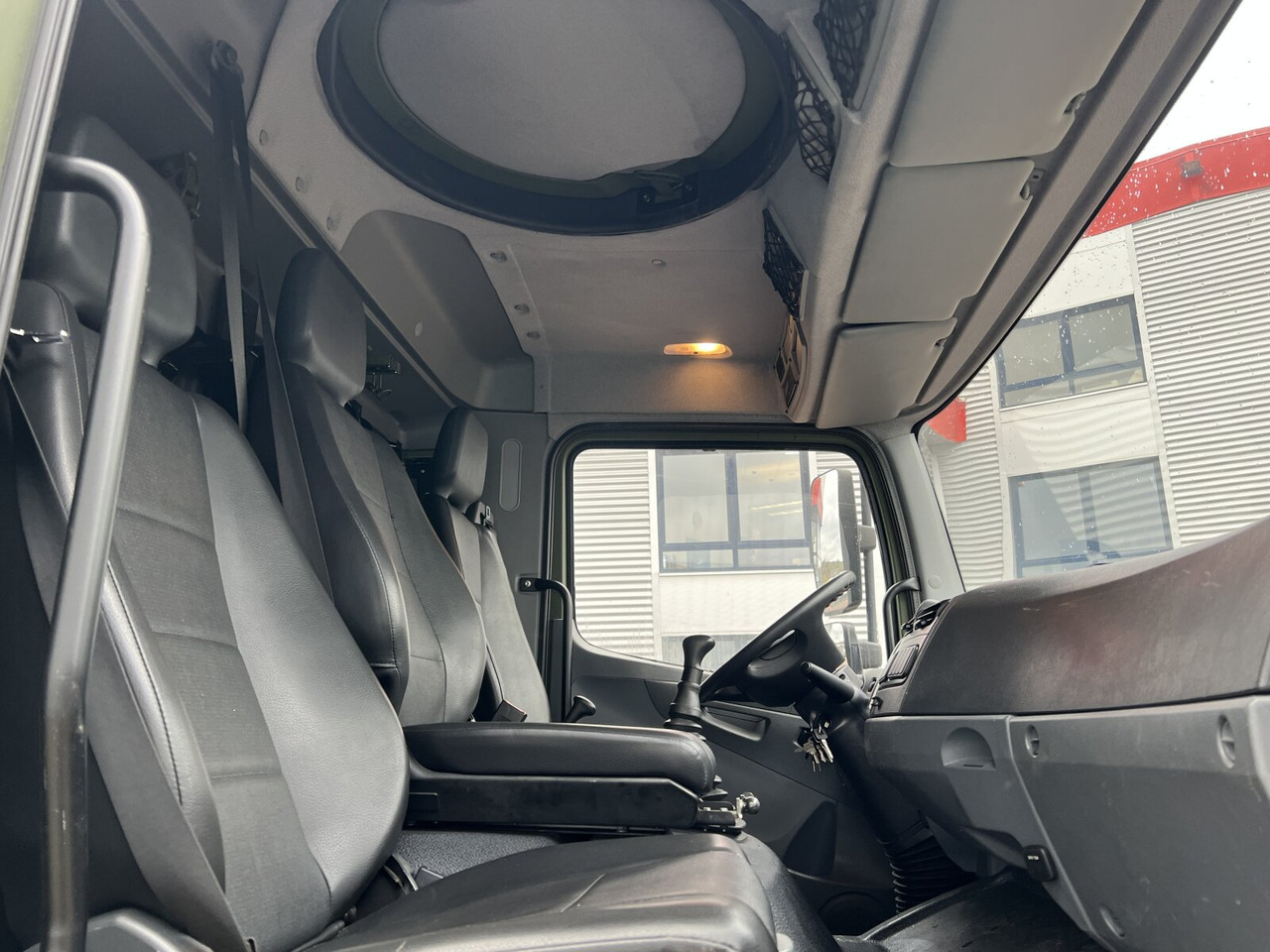 Mercedes-Benz Axor 1829 A 4x4 Axor 1829 A 4x4, Ex-Bundeswehr - Грузовик бортовой/ Платформа: фото 2 Mercedes-Benz Axor 1829 A 4x4 Axor 1829 A 4x4, Ex-Bundeswehr - Грузовик бортовой/ Платформа: фото 2