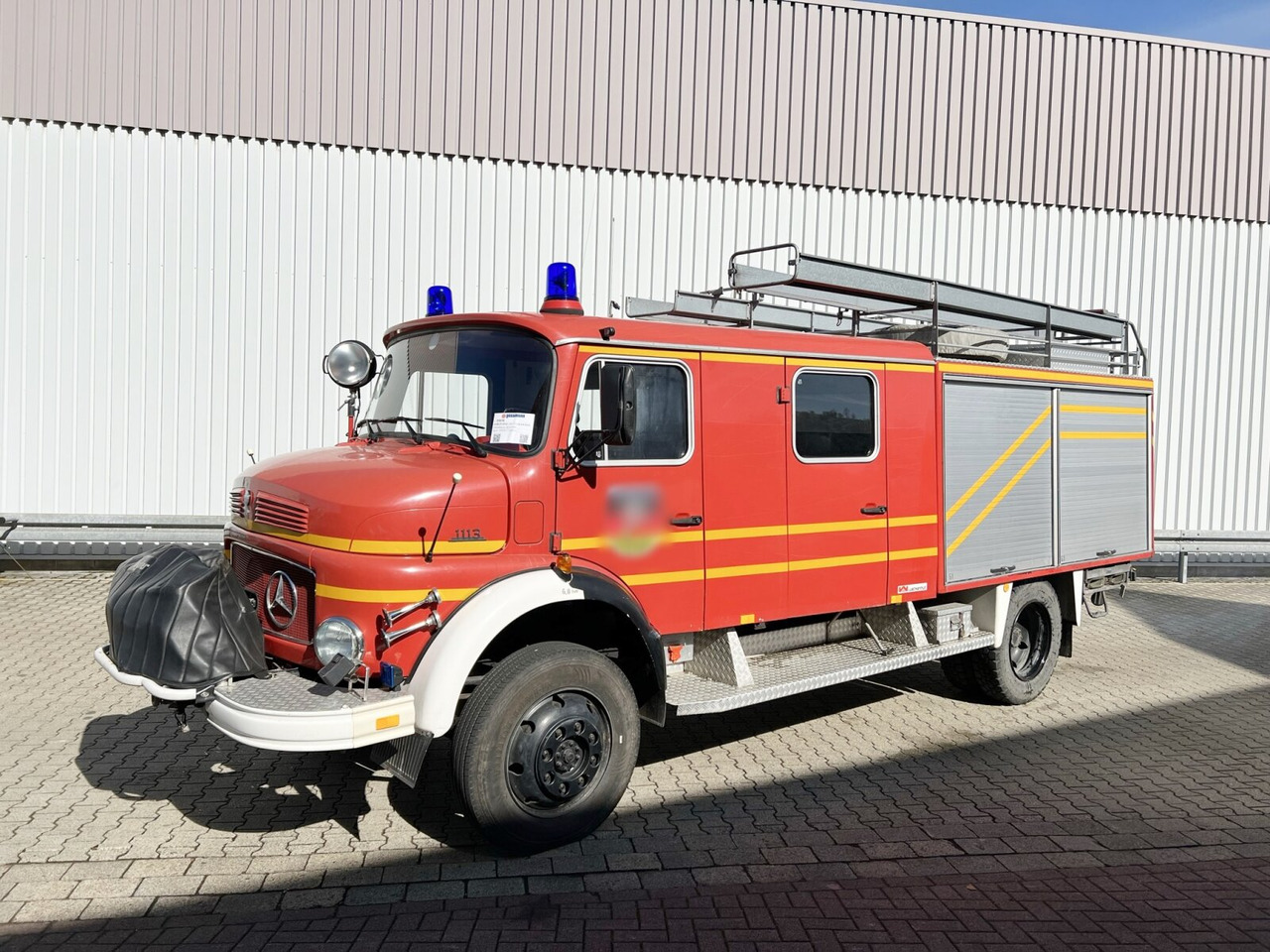 Mercedes-Benz LAF 1113 B 4x4 Doka LAF 1113 B 4x4 Doka, LF 16 TS - Пожарная машина: фото 1 Mercedes-Benz LAF 1113 B 4x4 Doka LAF 1113 B 4x4 Doka, LF 16 TS - Пожарная машина: фото 1
