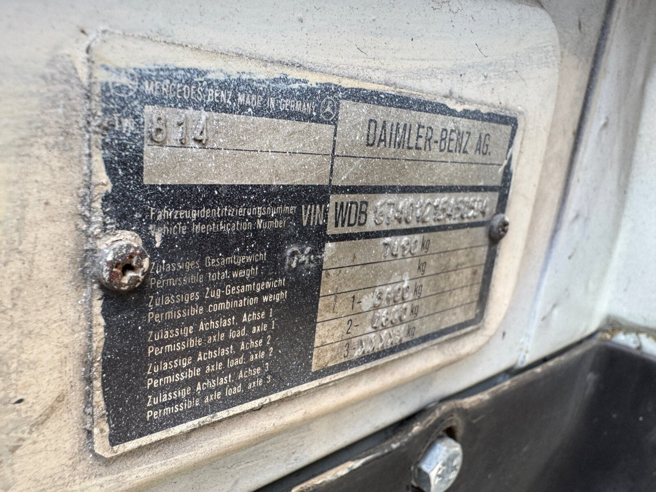 Mercedes-Benz LK 814 4x2 LK 814 4x2, 6-Zylinder, City-Abroller - Крюковой мультилифт: фото 3 Mercedes-Benz LK 814 4x2 LK 814 4x2, 6-Zylinder, City-Abroller - Крюковой мультилифт: фото 3