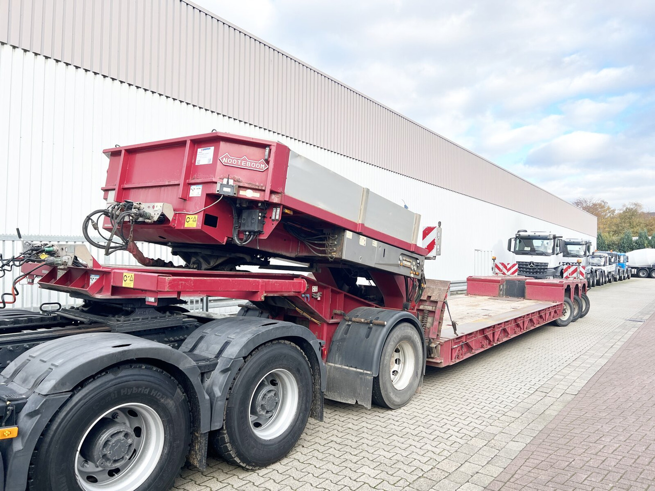 Низкорамный полуприцеп для транспортировки тяжёлой техники Nooteboom Euro-64-13 Euro-64-13, Jeepdolly, Tiefbett, Verbr. auf 3,2m, hydr. Lenkung: фото 8