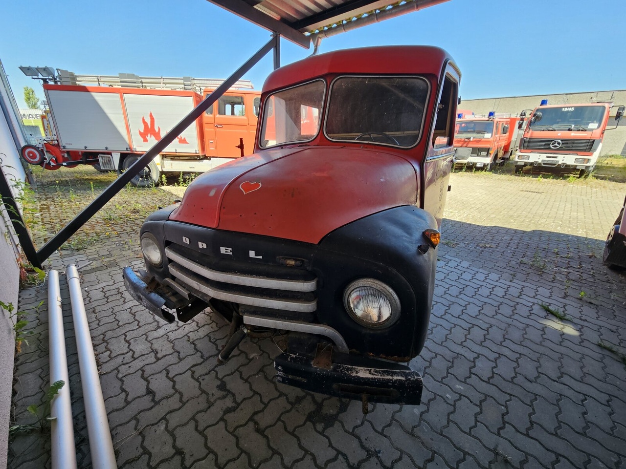 Opel Blitz LF8, Blitz, Oldtimer Feuerwehr, Restaurationsobjekt, Teilespender - Машина скорой помощи: фото 1 Opel Blitz LF8, Blitz, Oldtimer Feuerwehr, Restaurationsobjekt, Teilespender - Машина скорой помощи: фото 1