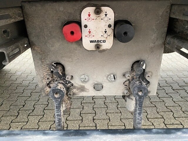 Orten PRASQ 18 Getränkeanhänger PRASQ 18 Getränkeanhänger, Stapleraufnahme, 6 x Vorhanden! - Прицеп-фургон: фото 5 Orten PRASQ 18 Getränkeanhänger PRASQ 18 Getränkeanhänger, Stapleraufnahme, 6 x Vorhanden! - Прицеп-фургон: фото 5