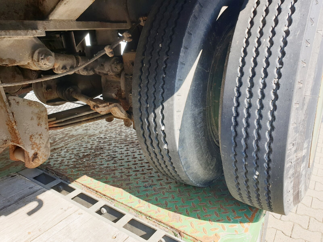 P 528/803-01 BLUMHARDT P 528/803-01, 3-Achs Satteltieflader, Ex- - Низкорамный полуприцеп: фото 2 P 528/803-01 BLUMHARDT P 528/803-01, 3-Achs Satteltieflader, Ex- - Низкорамный полуприцеп: фото 2