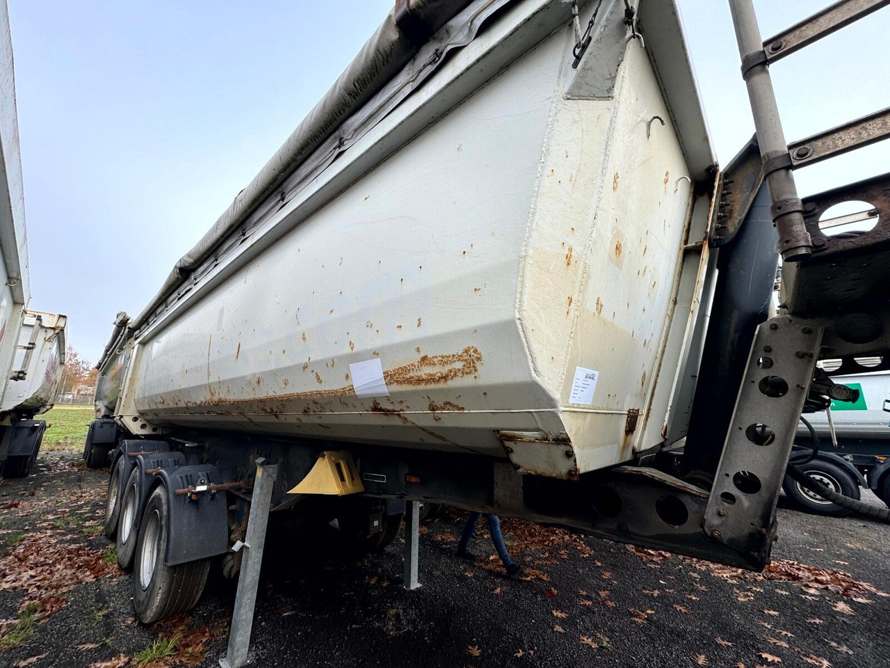 Carnehl CHKS/HH CHKS/HH - Полуприцеп: фото 1 Carnehl CHKS/HH CHKS/HH - Полуприцеп: фото 1