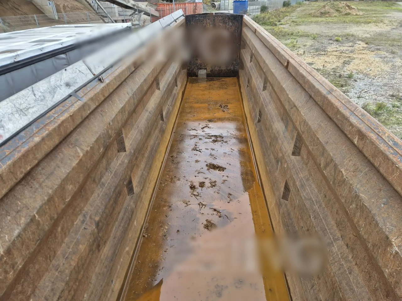 KLOOS FT 74 KLOOS FT 74, Stahlmulde ca. 74m³, 2x Liftachse, Rüttler - Полуприцеп: фото 4 KLOOS FT 74 KLOOS FT 74, Stahlmulde ca. 74m³, 2x Liftachse, Rüttler - Полуприцеп: фото 4