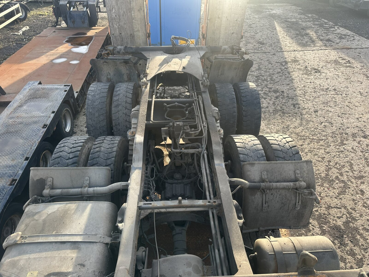 Scania 124C 400 6x6 124C 400 6x6 - Грузовик-шасси: фото 3 Scania 124C 400 6x6 124C 400 6x6 - Грузовик-шасси: фото 3