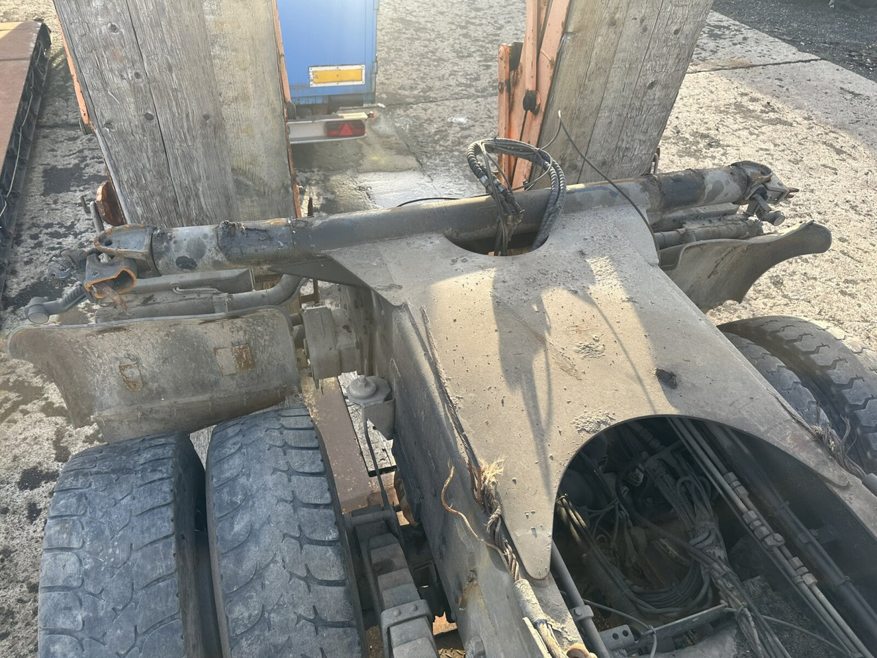 Scania 124C 400 6x6 124C 400 6x6 - Грузовик-шасси: фото 4 Scania 124C 400 6x6 124C 400 6x6 - Грузовик-шасси: фото 4