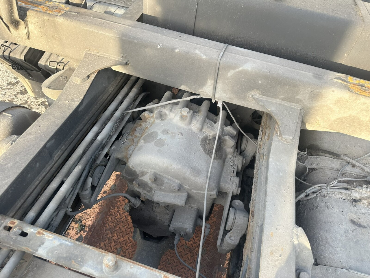 Scania 124C 400 6x6 124C 400 6x6 - Самосвал: фото 5 Scania 124C 400 6x6 124C 400 6x6 - Самосвал: фото 5