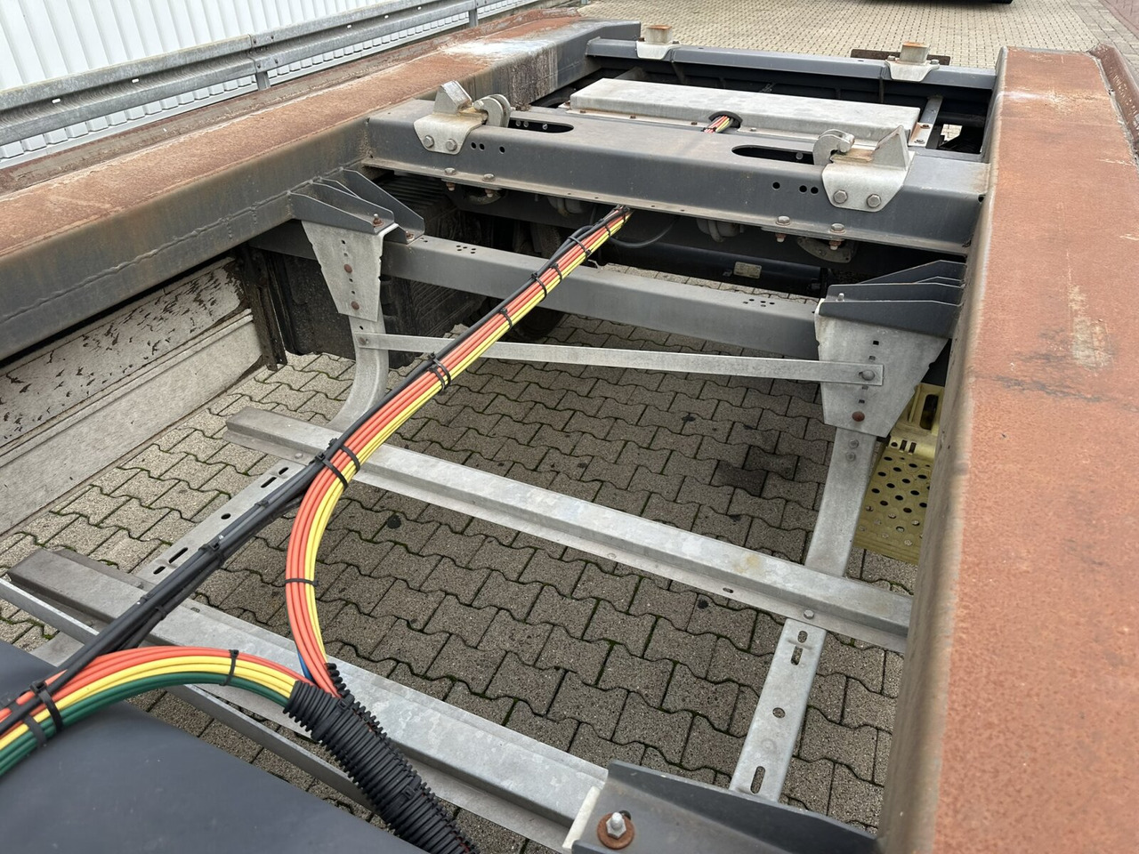 Schmitz Cargobull ACF 18 ACF 18  Abrollanhänger - Прицеп мультилифт/ Бункеровоз: фото 4 Schmitz Cargobull ACF 18 ACF 18  Abrollanhänger - Прицеп мультилифт/ Бункеровоз: фото 4