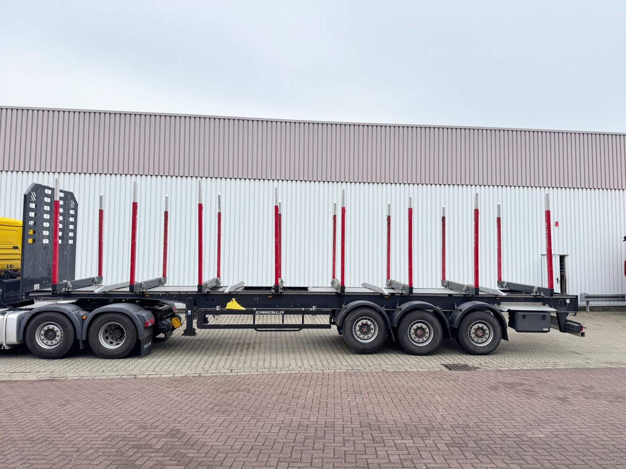Schwarzmüller 3-Achs Holzauflieger 3-Achs Holzauflieger, Liftachse, MEHRFACH VORHANDEN! - Полуприцеп лесовоз: фото 5 Schwarzmüller 3-Achs Holzauflieger 3-Achs Holzauflieger, Liftachse, MEHRFACH VORHANDEN! - Полуприцеп лесовоз: фото 5