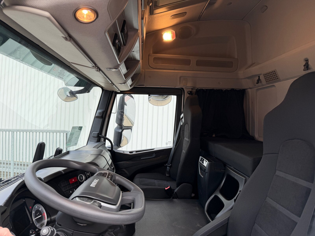 T-Way AT410T51/58 8x4 T-Way AT410T51/58 8x4, Retarder, Nebenantrieb, 4x VORHANDEN! - Грузовик-шасси: фото 2 T-Way AT410T51/58 8x4 T-Way AT410T51/58 8x4, Retarder, Nebenantrieb, 4x VORHANDEN! - Грузовик-шасси: фото 2