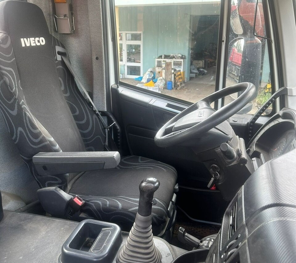 Trakker AD340T41B 8x4 Trakker AD340T41B 8x4, Betonmischer Stetter ca. 9m³ - Автобетоносмеситель: фото 3 Trakker AD340T41B 8x4 Trakker AD340T41B 8x4, Betonmischer Stetter ca. 9m³ - Автобетоносмеситель: фото 3