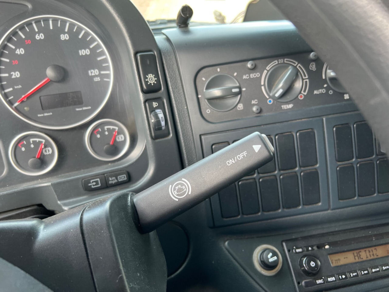 MAN TGL 8.220 4X2 BL TGL 8.220 4X2 BL - Тягач: фото 3 MAN TGL 8.220 4X2 BL TGL 8.220 4X2 BL - Тягач: фото 3
