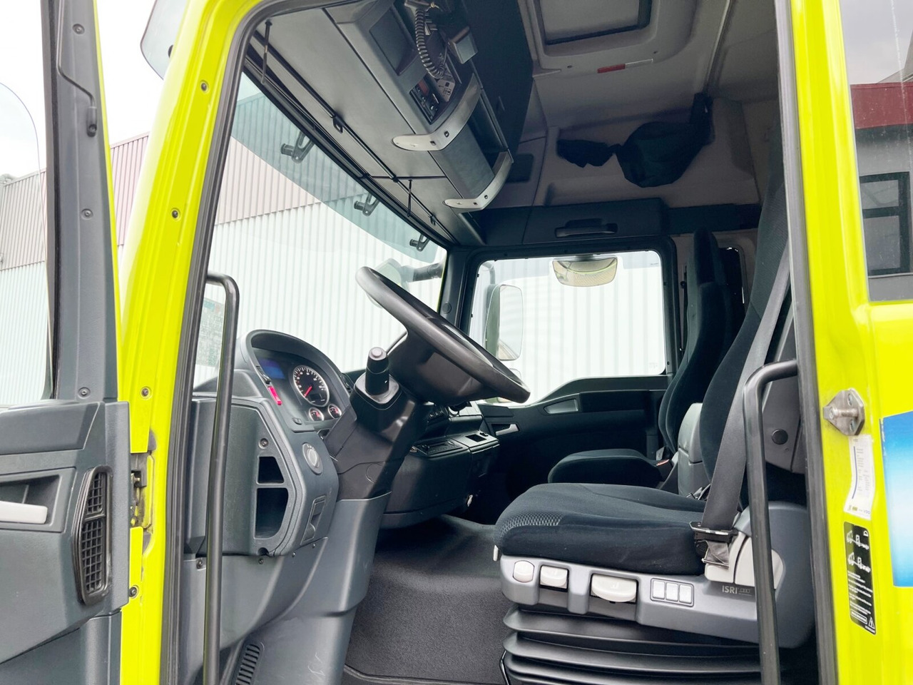 MAN TGL 8.220 4X2 BL TGL 8.220 4X2 BL - Тягач: фото 2 MAN TGL 8.220 4X2 BL TGL 8.220 4X2 BL - Тягач: фото 2