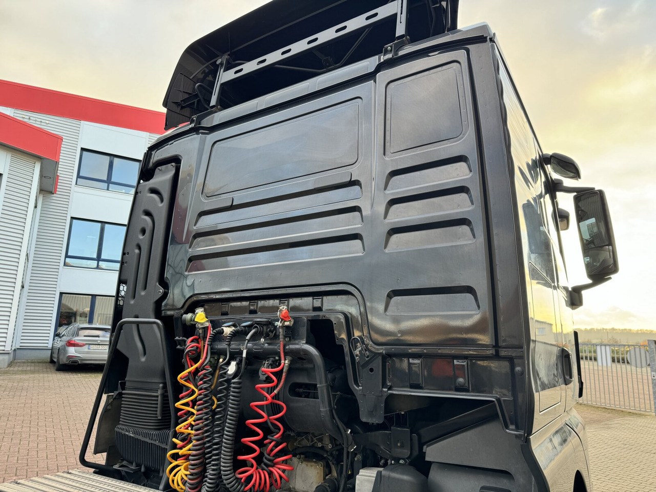 Тягач MAN TGX 18.420 4x2 BLS TGX 18.420 4X2 BLS, Retarder: фото 10 Тягач MAN TGX 18.420 4x2 BLS TGX 18.420 4X2 BLS, Retarder: фото 10