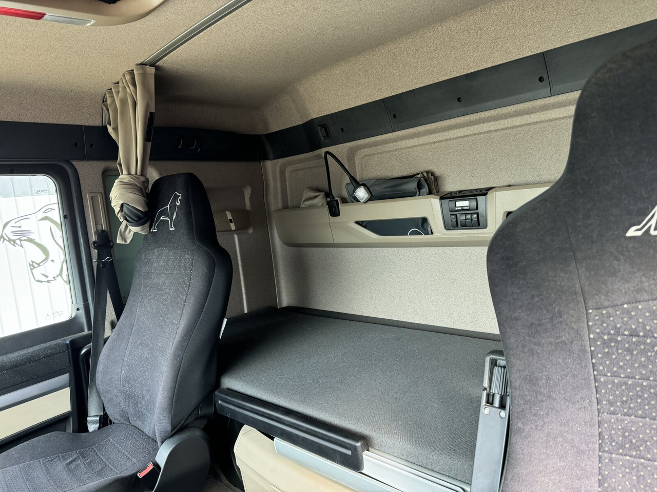 MAN TGX 18.500 4X4H BLS TGX 18.500 4X4H BLS, PriTarder, HydroDrive, Kipphydraulik - Тягач: фото 3 MAN TGX 18.500 4X4H BLS TGX 18.500 4X4H BLS, PriTarder, HydroDrive, Kipphydraulik - Тягач: фото 3