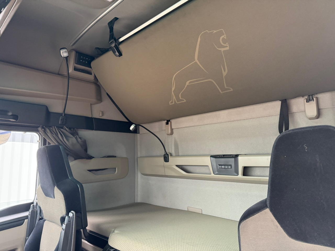 MAN TGX 33.510 6x4 BL SA TGX 33.510 6x4 BL SA, Retarder, GX-Fahrerhaus в лизинг MAN TGX 33.510 6x4 BL SA TGX 33.510 6x4 BL SA, Retarder, GX-Fahrerhaus: фото 6 MAN TGX 33.510 6x4 BL SA TGX 33.510 6x4 BL SA, Retarder, GX-Fahrerhaus в лизинг MAN TGX 33.510 6x4 BL SA TGX 33.510 6x4 BL SA, Retarder, GX-Fahrerhaus: фото 6