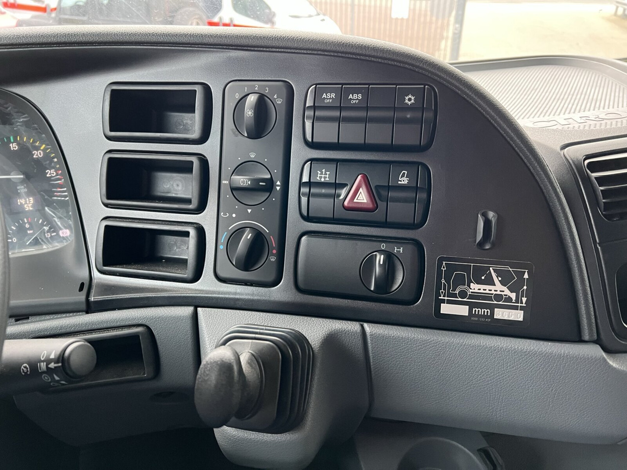 Mercedes-Benz Actros 2141 K 4x2 Actros 2141 K 4x2 - Тягач: фото 2 Mercedes-Benz Actros 2141 K 4x2 Actros 2141 K 4x2 - Тягач: фото 2