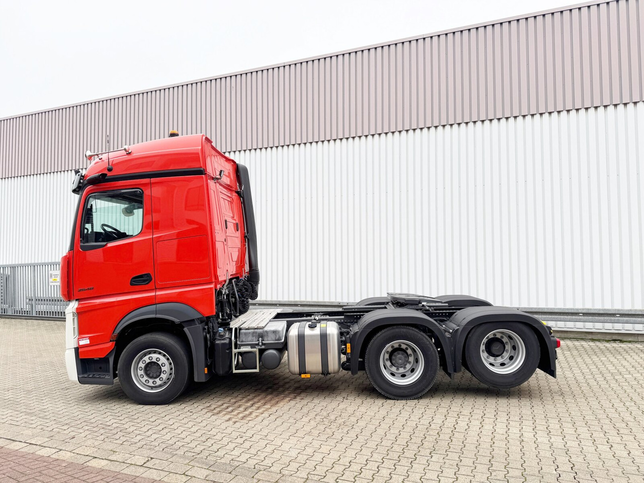 Mercedes-Benz Actros 2648 LS 6x2 Actros 2648 LS 6x2, Retarder, Liftachse, MirrorCam, StreamSpace, Navi, LED в лизинг Mercedes-Benz Actros 2648 LS 6x2 Actros 2648 LS 6x2, Retarder, Liftachse, MirrorCam, StreamSpace, Navi, LED: фото 13