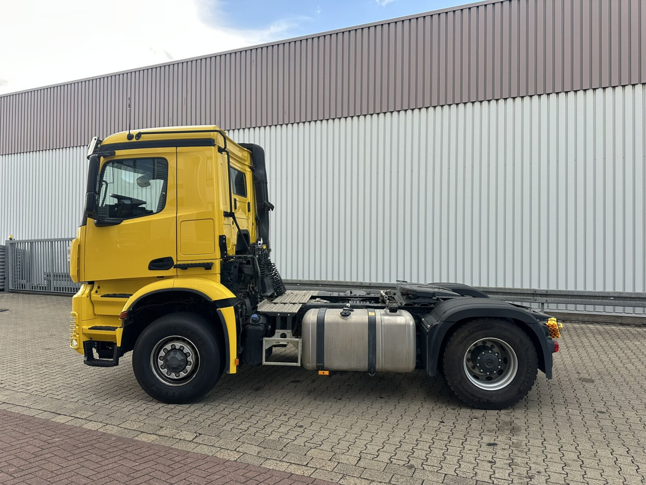 Тягач Mercedes-Benz Arocs 1851 LS 4x4 HAD Arocs 1851 LS 4x4 HAD, Hydraulik, Navi, MultimediaCockpit: фото 13