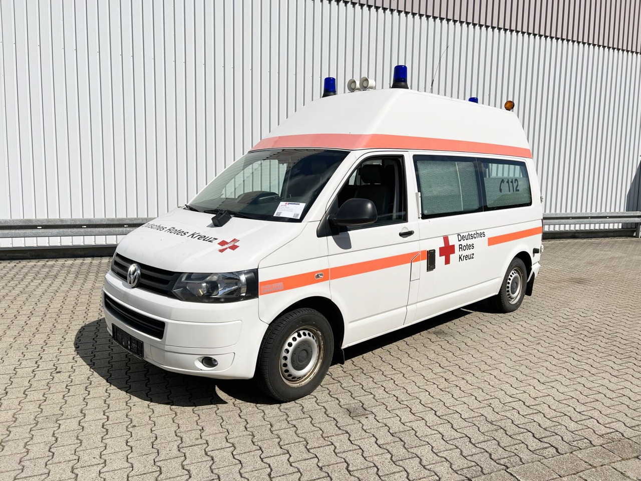 Volkswagen T5 2.0 TDI 4x2 T5 2.0 TDI 4x2, Krankenwagen - Машина скорой помощи: фото 1 Volkswagen T5 2.0 TDI 4x2 T5 2.0 TDI 4x2, Krankenwagen - Машина скорой помощи: фото 1