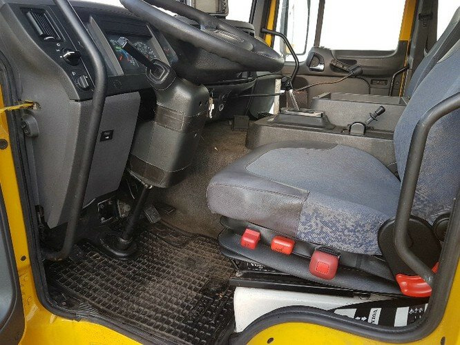 Volvo FL 612 L FL 612 L, Abschleppwagen Hubbrille 3 to - Автовоз: фото 3 Volvo FL 612 L FL 612 L, Abschleppwagen Hubbrille 3 to - Автовоз: фото 3