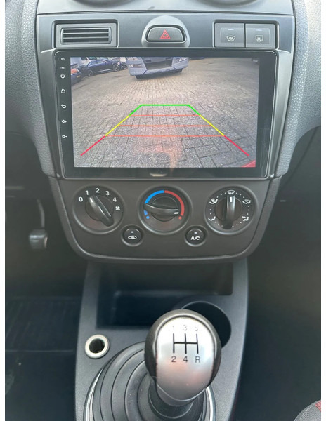 Хэтчбек Ford Fiesta TDCi 1.4 + AIRCO + CARPLAY + REAR CAMERA + 194.511 KM: фото 10