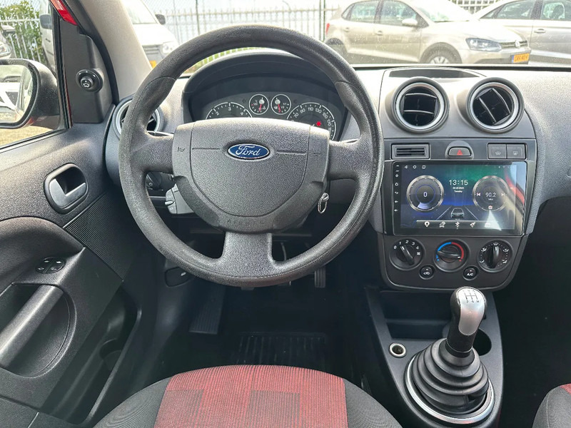 Хэтчбек Ford Fiesta TDCi 1.4 + AIRCO + CARPLAY + REAR CAMERA + 194.511 KM: фото 8