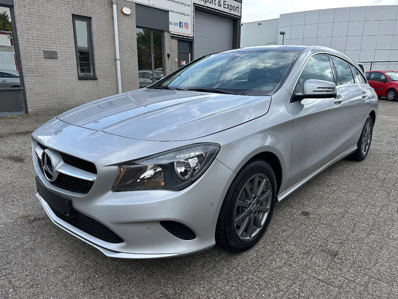 Mercedes-Benz CLA-Klasse 200 D - SHOOTING BRAKE + SUNROOF + NAVI - Легковой автомобиль: фото 1 Mercedes-Benz CLA-Klasse 200 D - SHOOTING BRAKE + SUNROOF + NAVI - Легковой автомобиль: фото 1