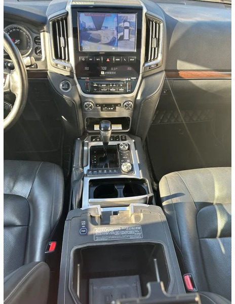 Внедорожник Toyota Land Cruiser V8 LAND CRUISER 200 V8 + CAMERA 360 + FRIDGE + DIESEL + ONLY EXPORT: фото 11