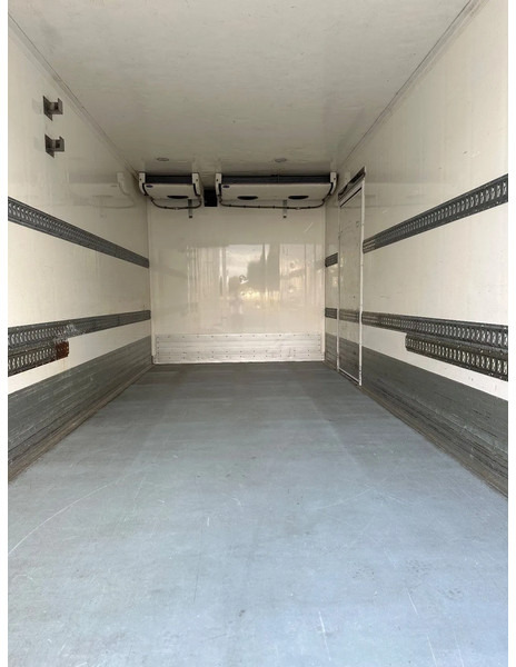 Volvo FL 250 CARRIER SUPRA 750 MT + LIFT + EURO 6 + APK/TUV + 234.099 KM + AIRCO - Рефрижератор: фото 4 Volvo FL 250 CARRIER SUPRA 750 MT + LIFT + EURO 6 + APK/TUV + 234.099 KM + AIRCO - Рефрижератор: фото 4